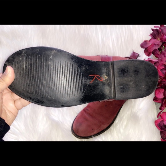 STEVE MADDEN Burgundy Suede Ankle Bootie - Picture 6 of 7